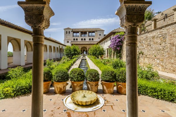 Courtyard Construction Service in Vero Beach